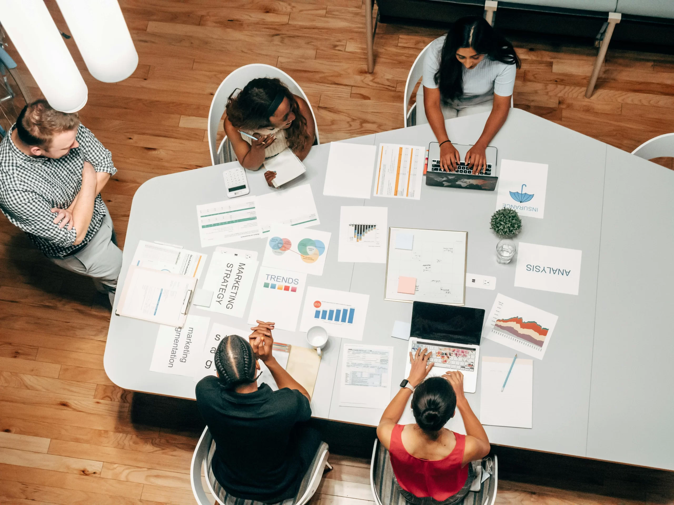 Waterfall vs. Iterative Lifecycle: A Comparative Analysis